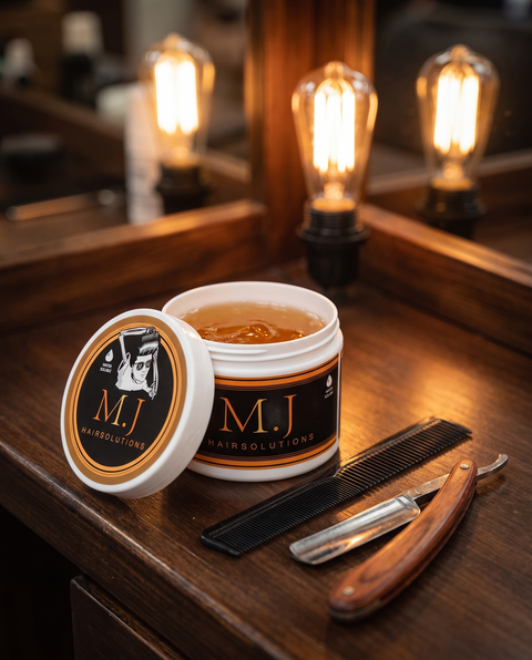 Hair Pomade open pot van M.J Hairsolutions